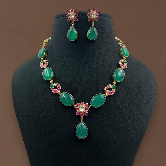 Exclusive Hand Crafted Golden Polish Semi Precious Stone Necklace Earrings Set - Picture 1 of 2